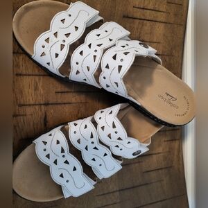 Clarks Collection White Sandals Size 9.5